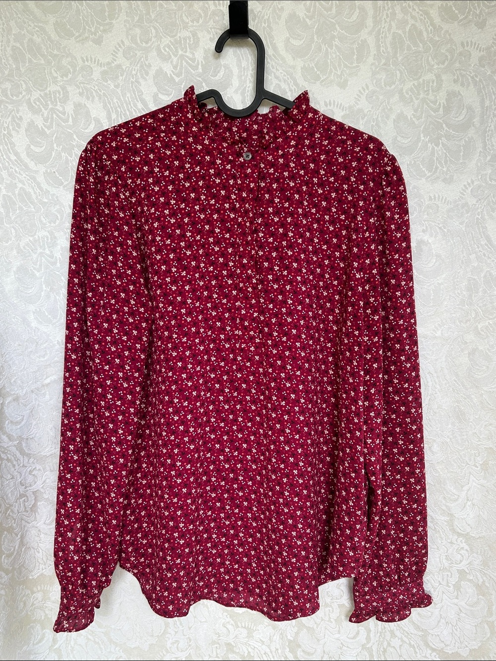 LOFT Floral Ruffle-Neck Long Sleeve Blouse size M
